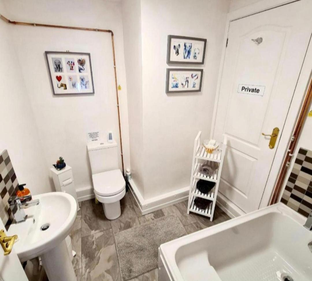 Beautiful 2 Bedroom Annexe In Popular Town Location Narberth Εξωτερικό φωτογραφία