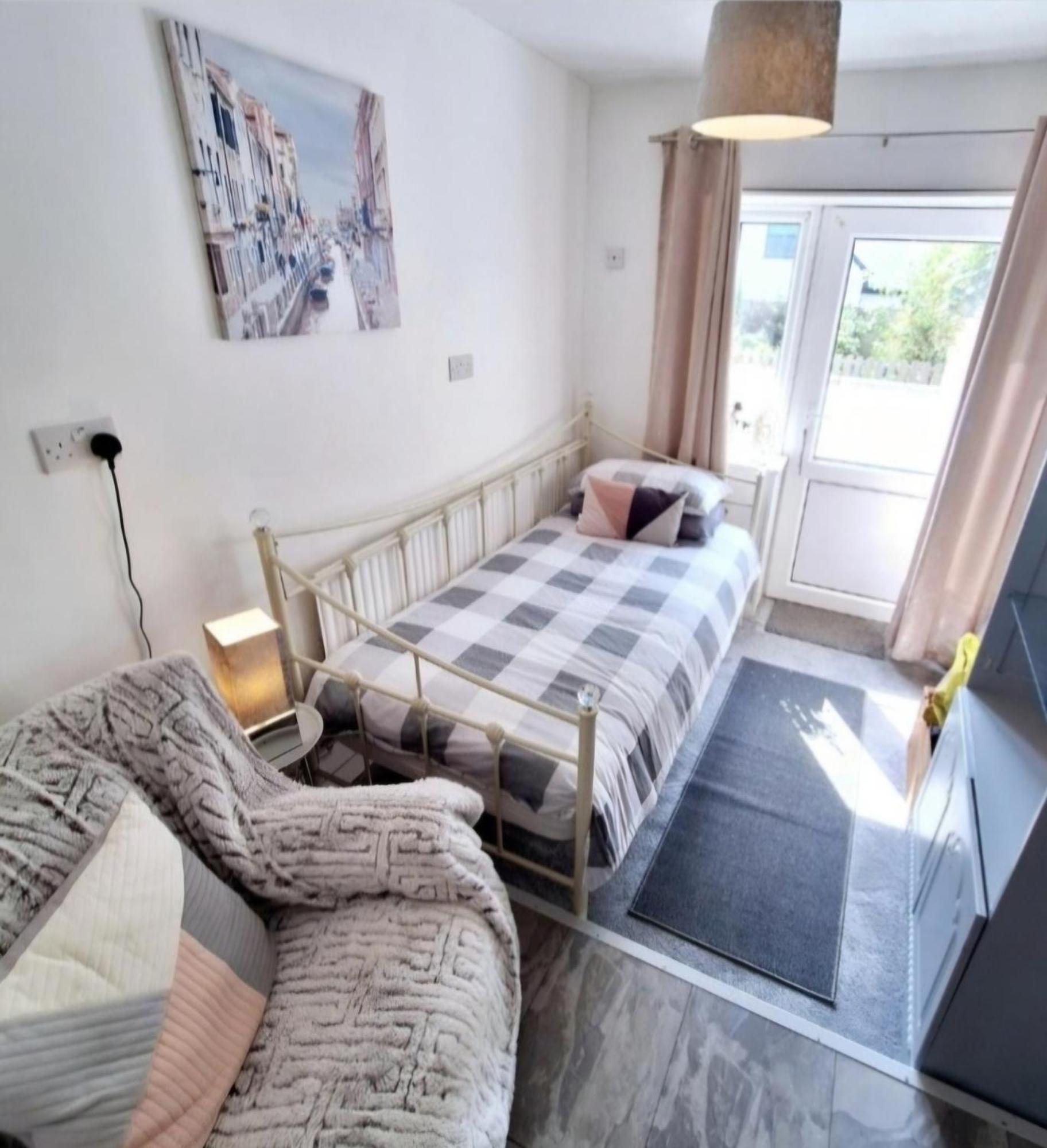 Beautiful 2 Bedroom Annexe In Popular Town Location Narberth Εξωτερικό φωτογραφία
